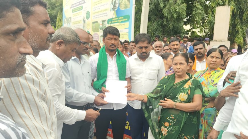 ಅವೈಜ್ಞಾನಿಕ ರಸ್ತೆ ಅಗಲೀಕರಣ   ನೀತಿಯನ್ನು ಕೈಬಿಟ್ಟು ಬೈಪಾಸ್ ರಸ್ತೆ ಮಾಡಿ|| ರಾಘವೇಂದ್ರ ಕುಲಕರ್ಣಿ