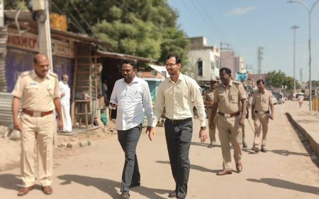 ಸರ್ವಿಸ್ ರಸ್ತೆ ಒತ್ತುವರಿ ಫುಟ್‌ಪಾತ್ ಬೀದಿ ವ್ಯಾಪಾರಿಗಳ ಡಬ್ಬಿ, ಬಂಡಿಗಳನ್ನು ತೆರವು