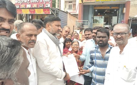 ನಿವೇಶನ ವಂಚಿತ ಫಲಾನುಭವಿಗಳಿಗೆ ನಿವೇಶನ ನೀಡಬೇಕೆಂದು ಆಗ್ರಹಿಸಿ ಶಾಸಕರಿಗೆ ಮನವಿ