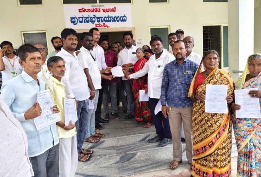 22 ವರ್ಷಗಳೇ ಗತಿಸಿದರೂ ನಿವೇಶನ ಭಾಗ್ಯ ಸಿಗದ ನಿವೇಶನ ವಂಚಿತ ಫಲಾನುಭವಿಗಳಿಗೆ ನಿವೇಶನ ನೀಡಿ: ಮಲ್ಲಿಕ್ ಮುರಾರಿ ಆಗ್ರಹ