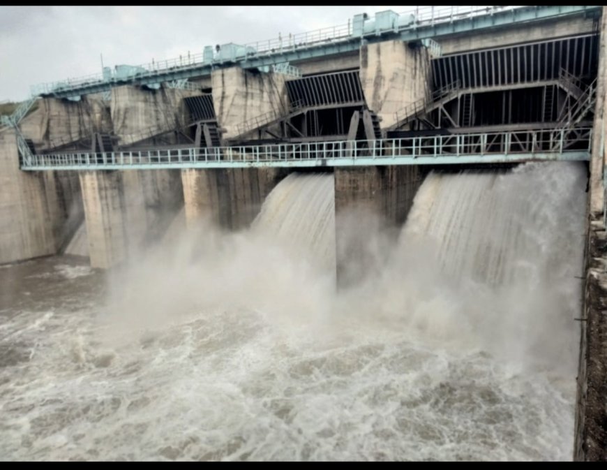 ಮಸ್ಕಿ ಮಾರಲದಿನ್ನಿ  ಡ್ಯಾಮಿನ ಜಲಾಶಯದಿಂದ ಹೆಚ್ಚಿನ ಪ್ರಮಾಣದ ಮಸ್ಕಿ ಹಳ್ಳಕ್ಕೆ ಯಾವುದೇ ಕ್ಷಣದಲ್ಲಿ ನೀರು ಹರಿ ಬಿಡಲಾಗುವುದು ಸಾರ್ವಜನಿಕರು ಹಳ್ಳದ ಕಡೆಗೆ ಹೋಗದಿರಲು ಎಚ್ಚರಿಕೆ..!
