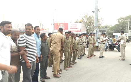 ಮಸ್ಕಿ ಬೆಳ್ಳಂಬೆಳಗ್ಗೆ ಜೆಸಿಬಿ ಘರ್ಜನೆ ರಸ್ತೆ ಒತ್ತುವರಿ ತೆರವು ಕಾರ್ಯಚರಣೆ